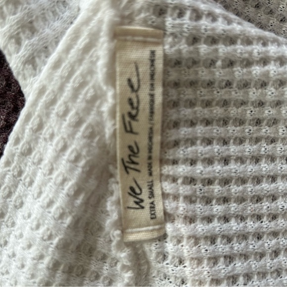 FREE PEOPLE /WE THE FREE Buy 1 Get 2! Ladies tops - Picture 5 of 9
